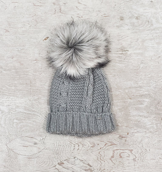 Girls knit pom pom hat